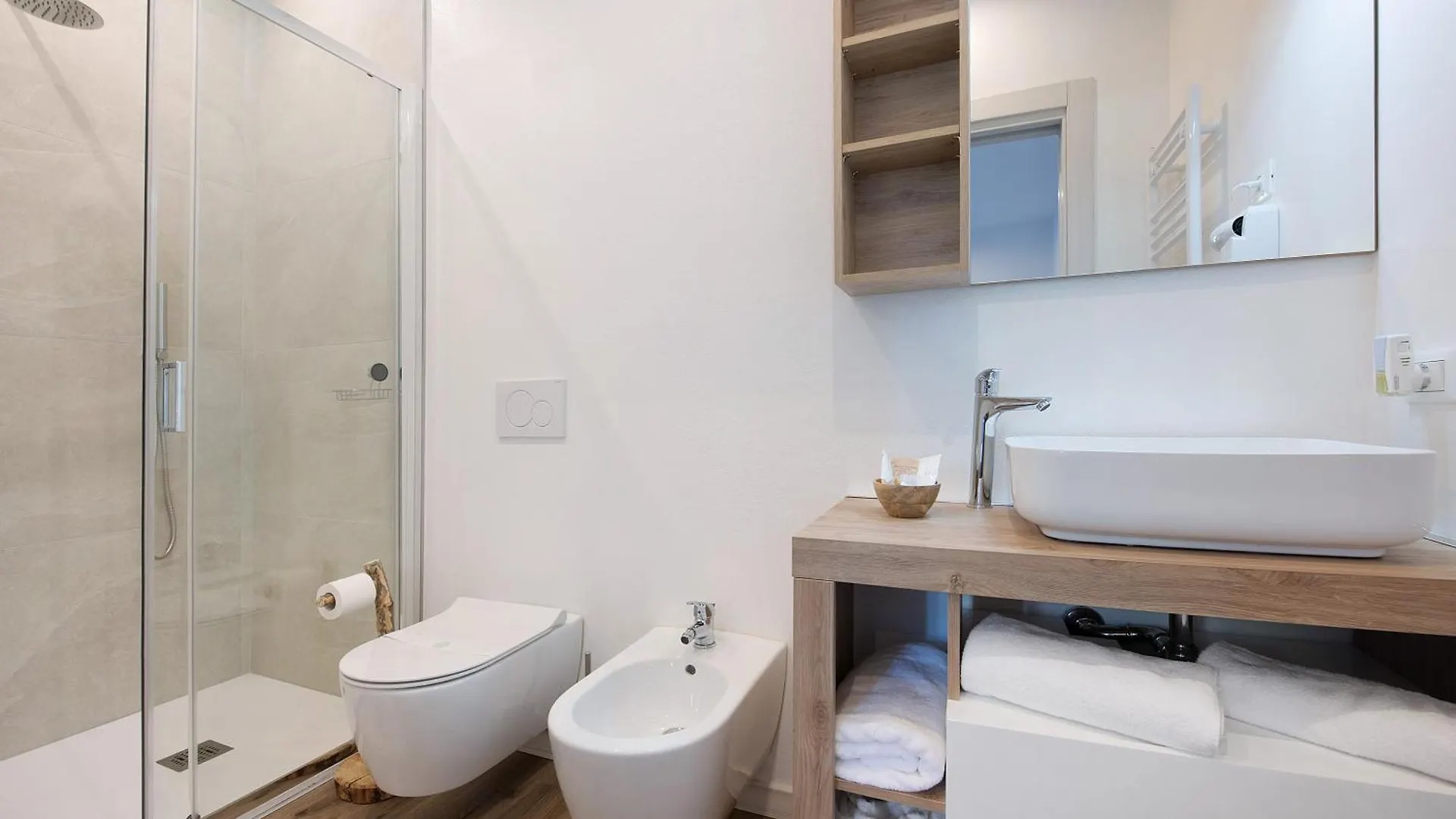 게스트하우스 Affittacamere Ke Vita Rooms Salo Soprazocco 이탈리아