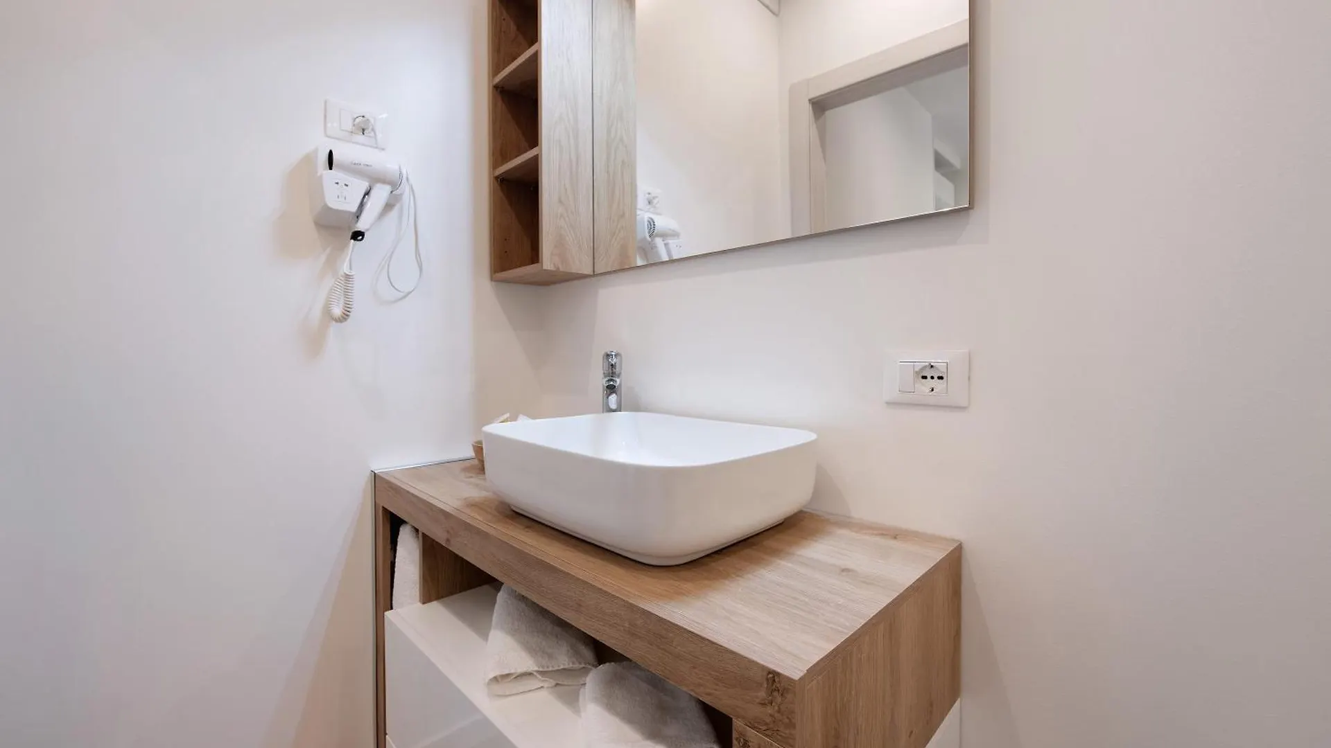 게스트하우스 Affittacamere Ke Vita Rooms Salo Soprazocco 이탈리아