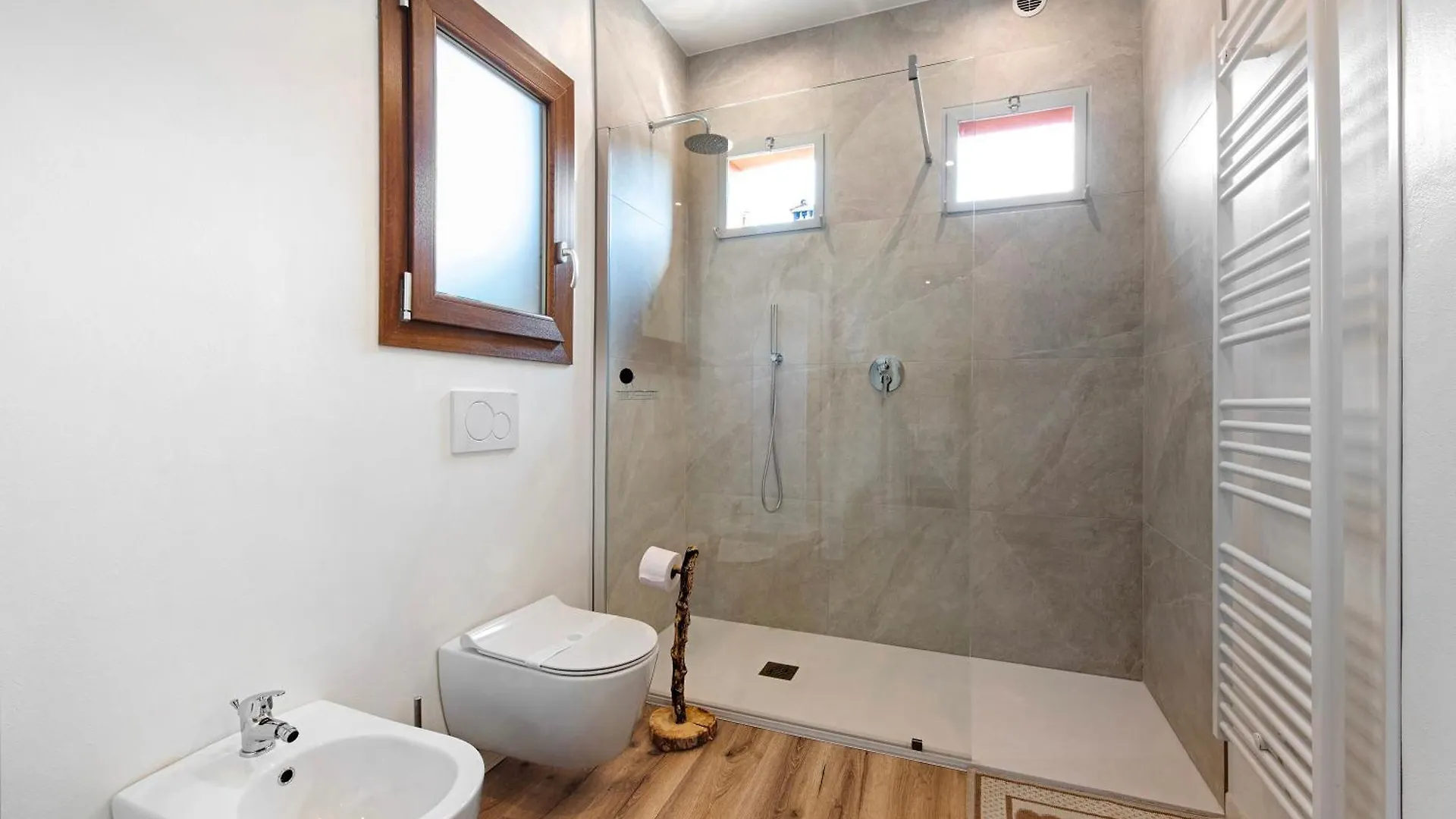 Affittacamere Ke Vita Rooms Salo Soprazocco بيت ضيافة