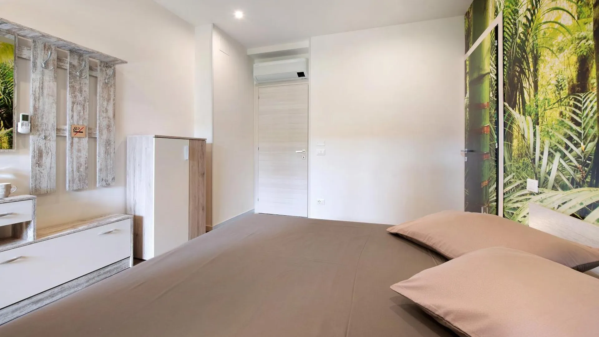 Affittacamere Ke Vita Rooms Salo Soprazocco Pensjonat